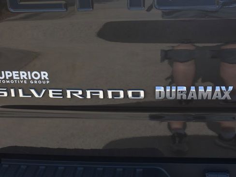 Used 2023 Chevrolet Silverado 1500 LTZ AWD/4WD image 7