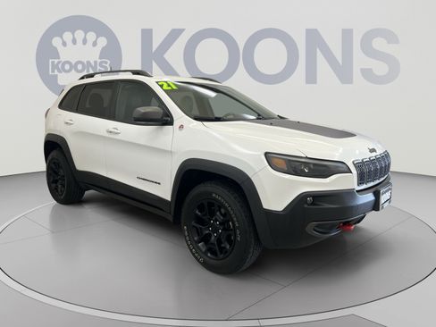 Used 2021 Jeep Cherokee Trailhawk w/ Trailer Tow Group AWD/4WD image 2