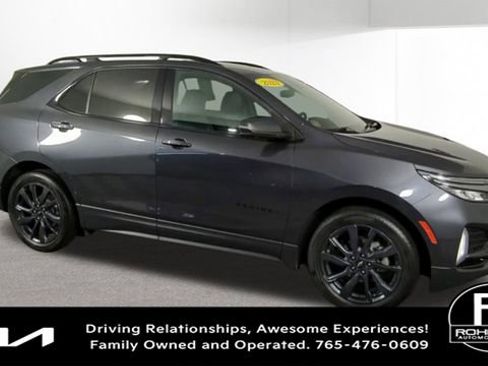 Used 2023 Chevrolet Equinox RS w/ RS Leather Package FWD image 2