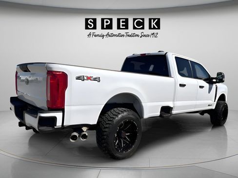 Used 2024 Ford F350 XLT AWD/4WD image 4