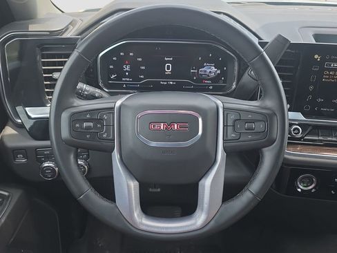 Used 2024 GMC Sierra 1500 Elevation AWD/4WD image 9