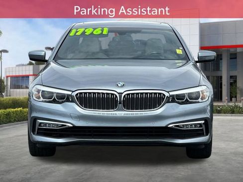 Used 2017 BMW 530i RWD image 12