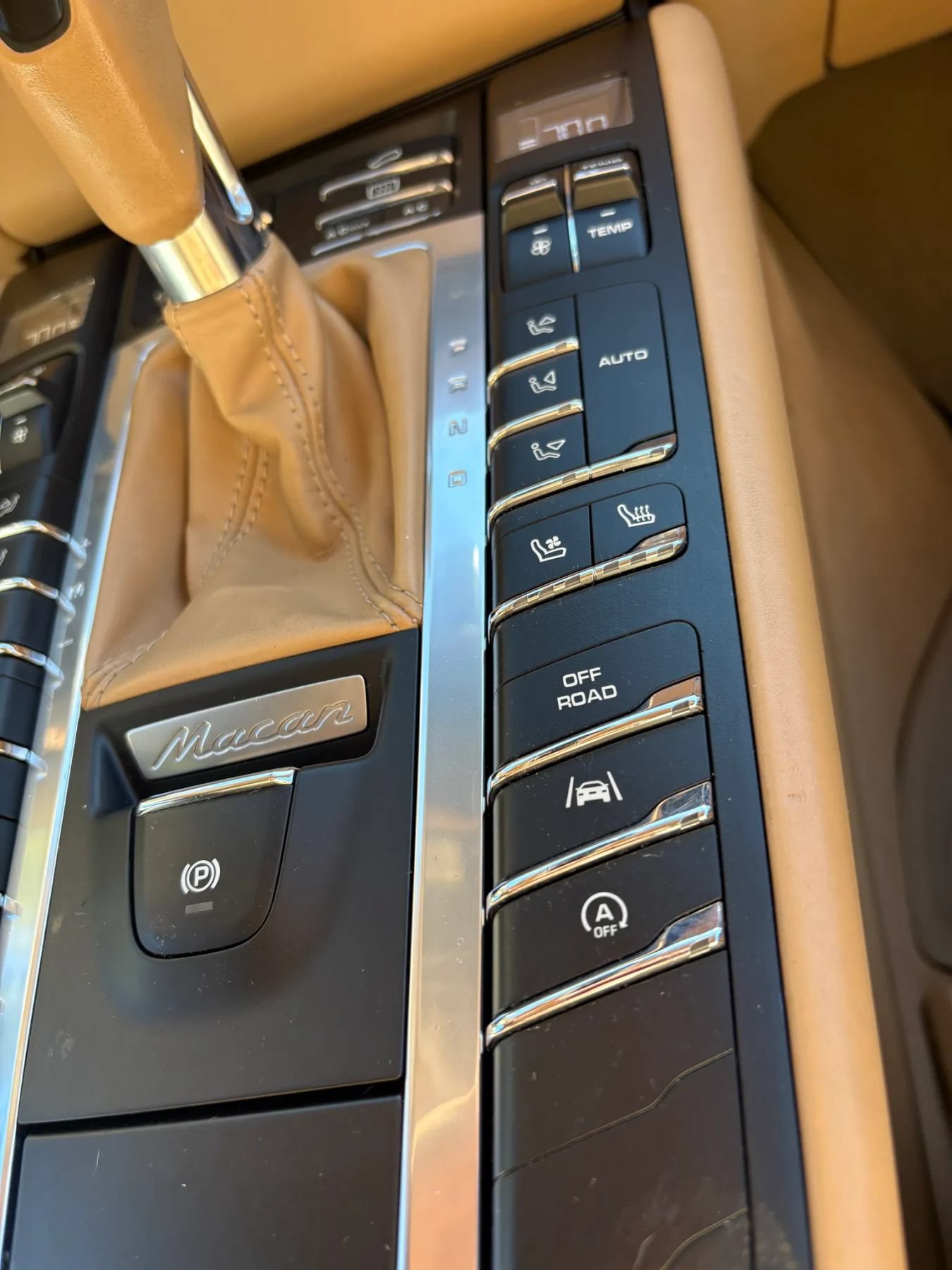 Used 2017 Porsche Macan S AWD/4WD image 21