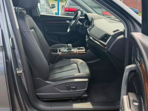 Used 2019 Audi Q5 2.0T Premium Plus AWD/4WD image 21
