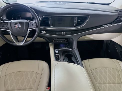 Used 2023 Buick Enclave Avenir w/ Avenir Technology Package AWD/4WD image 19