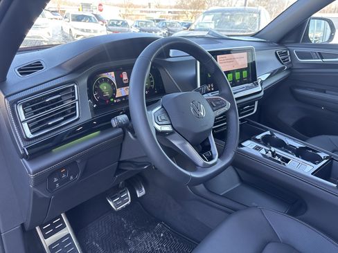 New 2026 Volkswagen Atlas Cross Sport SEL R-Line image 18
