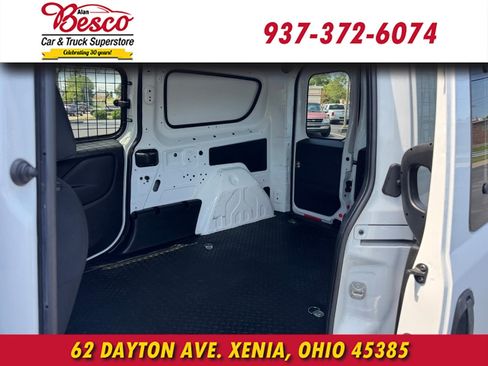 Used 2020 RAM ProMaster City Tradesman SLT w/ Window Group 05 FWD image 11