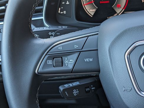 Certified 2025 Audi Q8 Premium Plus w/ Premium Plus Package image 17