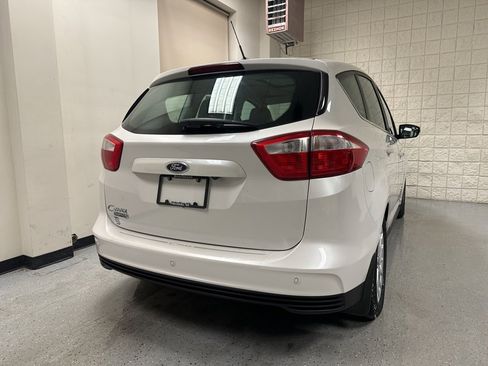 Used 2015 Ford C-MAX Energi SEL w/ Equipment Group 302A image 44