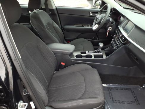 Used 2019 Kia Optima LX image 10
