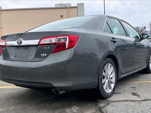 Used 2013 Toyota Camry XLE image 6
