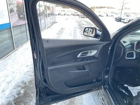 Used 2013 Chevrolet Equinox LT w/ Chrome Package image 20