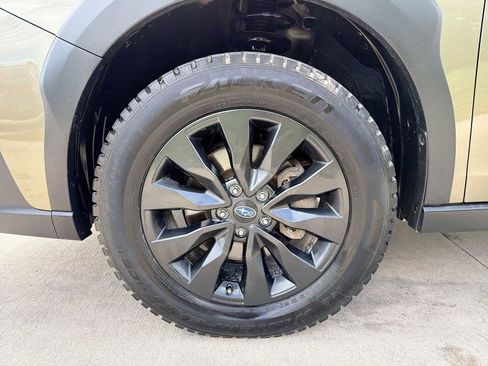 Used 2023 Subaru Outback Onyx Edition AWD/4WD image 10