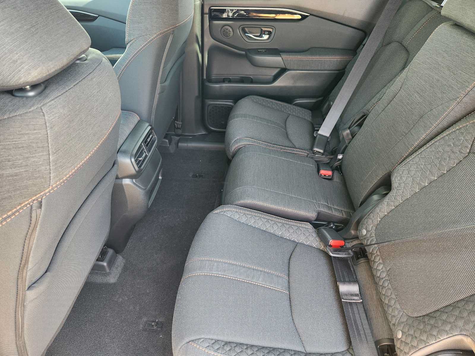 New 2026 Honda Pilot Sport image 21
