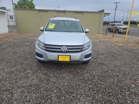 Used 2015 Volkswagen Tiguan SE FWD image 6