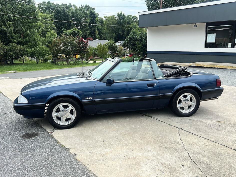 Used 1989 Ford Mustang LX RWD image 18