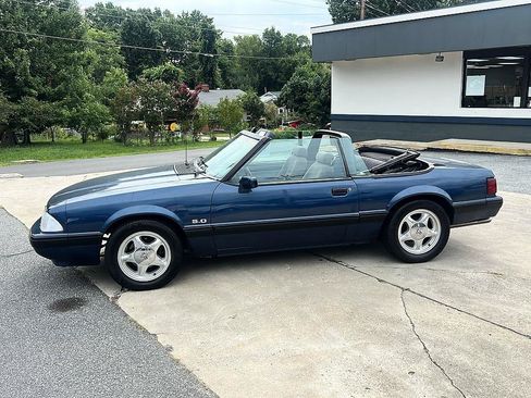 Used 1989 Ford Mustang LX RWD image 18