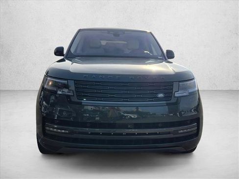 Used 2023 Land Rover Range Rover SE image 2