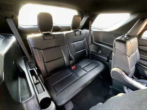 Used 2020 Ford Explorer ST w/ ST Street Pack image 18