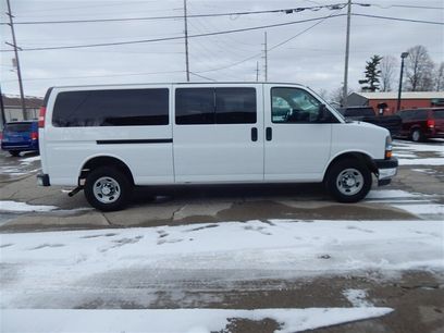 Used 2017 Chevrolet Express 3500 LT w/ LT Preferred Equipment Group