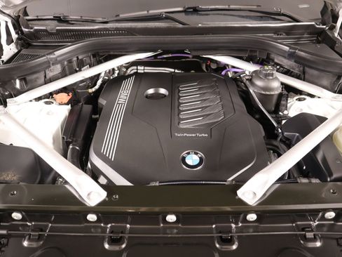 Used 2023 BMW X5 xDrive40i w/ M Sport Package image 21