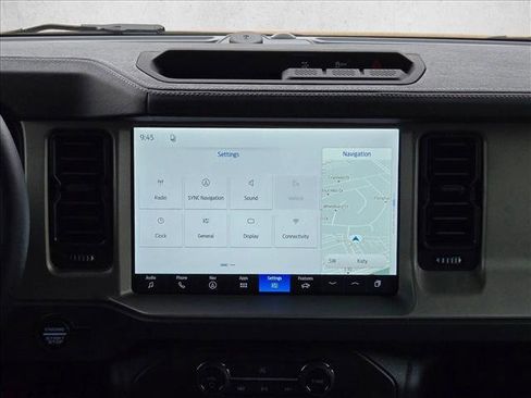 New 2026 Ford Bronco Outer Banks image 12