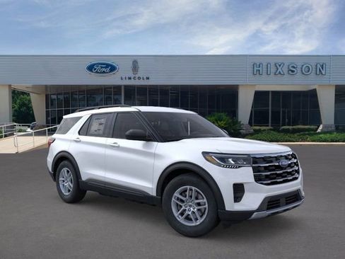 New 2026 Ford Explorer Active image 2