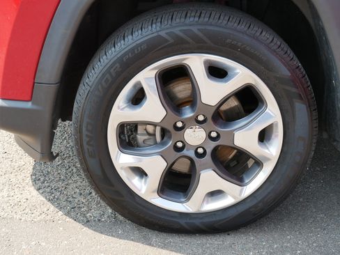 Used 2018 Jeep Compass Limited AWD/4WD image 15