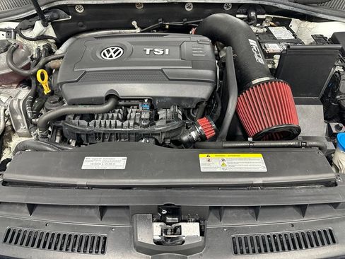 Used 2020 Volkswagen GTI SE FWD image 64