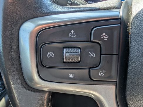Used 2022 Chevrolet Tahoe Z71 w/ Luxury Package AWD/4WD image 19