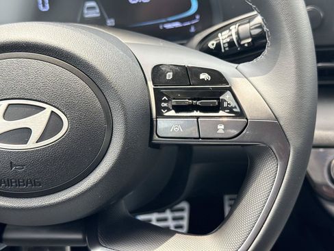 New 2026 Hyundai Elantra SEL Sport FWD image 6