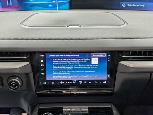 Certified 2025 Lincoln Navigator Reserve w/ Jet Appearance Package AWD/4WD image 20