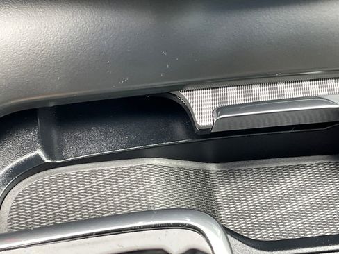 Used 2020 Volvo S60 T6 R-Design image 40