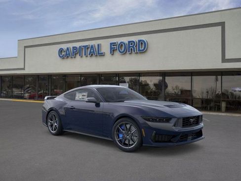 New 2026 Ford Mustang Dark Horse image 7