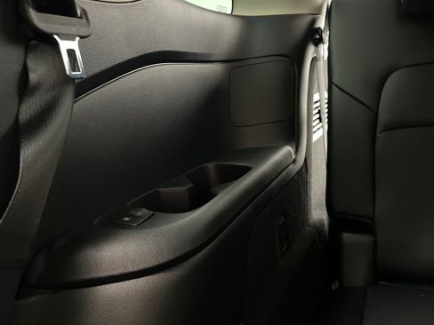 Used 2025 Nissan Pathfinder SL image 29