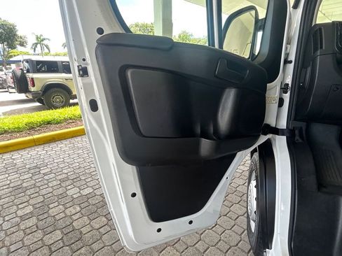 Used 2023 RAM ProMaster 2500 w/ Convenience Group image 26