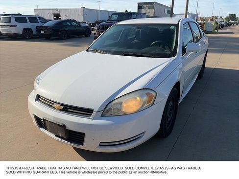 Used 2011 Chevrolet Impala LS FWD image 3