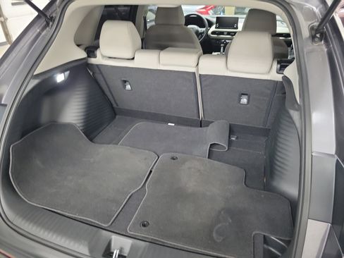 Certified 2025 Honda HR-V LX image 8