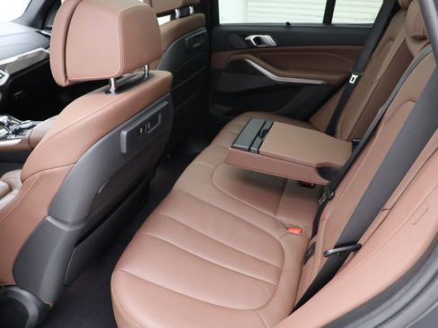 Used 2022 BMW X5 M50i w/ Executive Package image 13