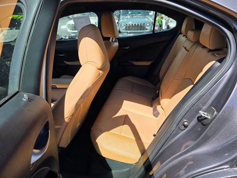 Used 2024 Lexus UX 250h FWD w/ Premium Package image 10
