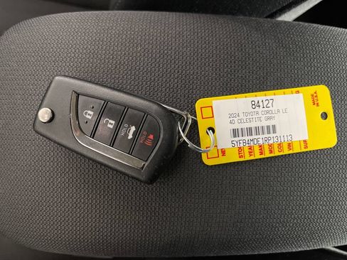 Used 2024 Toyota Corolla LE FWD image 24