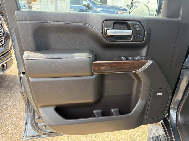 Used 2020 GMC Sierra 1500 SLT RWD image 24