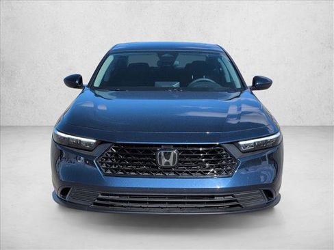 Used 2023 Honda Accord EX image 2