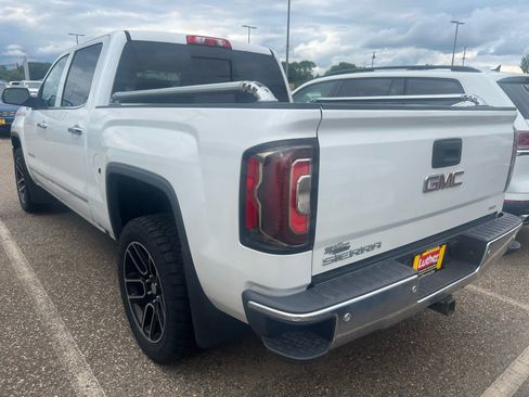 Used 2018 GMC Sierra 1500 SLT AWD/4WD image 4