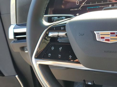 Used 2025 Cadillac Escalade Premium Luxury w/ LPO, Radiant Package image 27