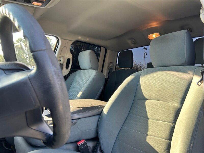 Used 2018 RAM 1500 Express RWD image 15