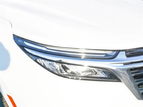 Used 2024 Chevrolet Equinox LT image 10