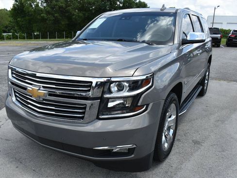Used 2017 Chevrolet Tahoe Premier RWD image 2