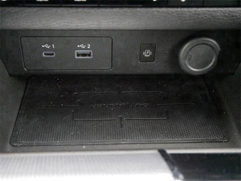 Used 2025 Mitsubishi Outlander SEL image 24