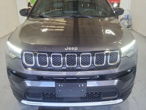 Used 2023 Jeep Compass Limited w/ Elite Group AWD/4WD image 3